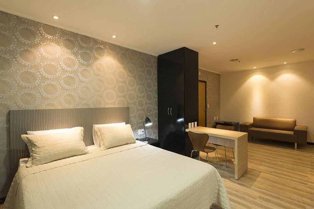 Hotel Executive Arrey